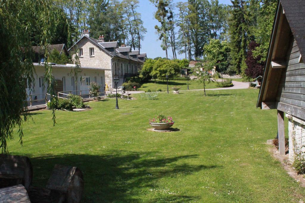 เลอ ทร็องลง Villa Saint-Pierre-Aigle ภายนอก รูปภาพ